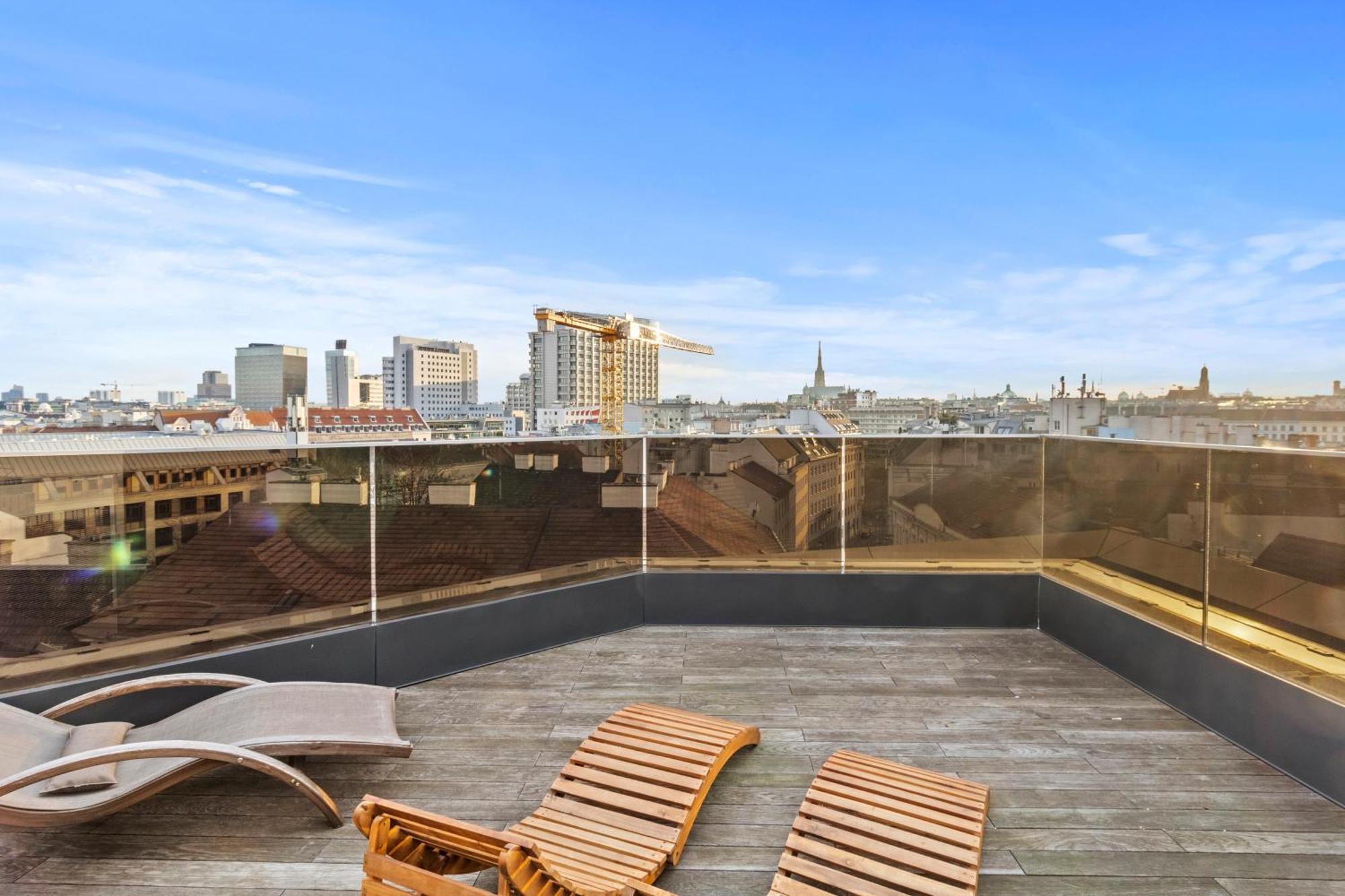 Next To Augarten I Penthouse I Rooftop Terrace I Appartement