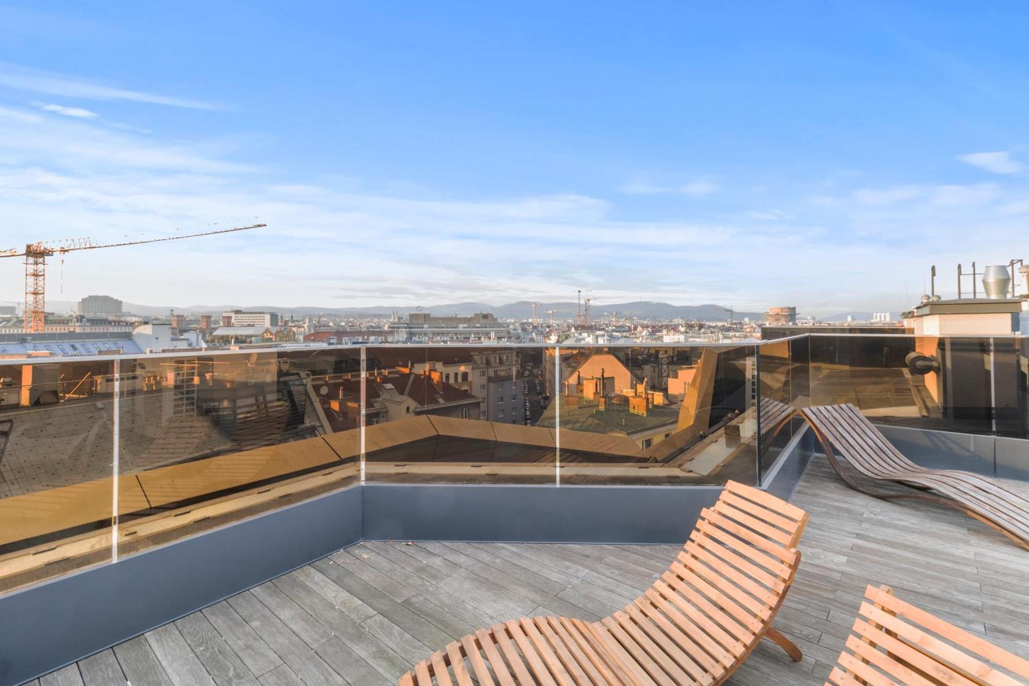 Next To Augarten I Penthouse I Rooftop Terrace I Appartement *